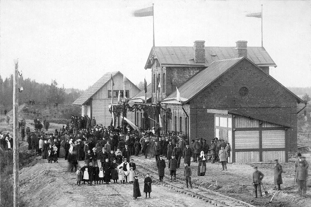 The opening of the station Aluksne, 1902