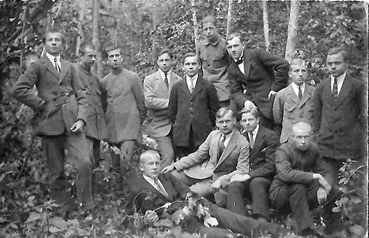 Cesvaine. Alumni of Gymnasium, 1923