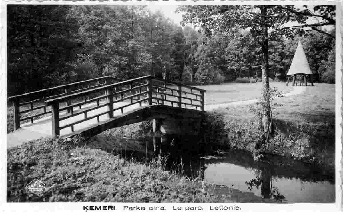 Jurmala. Kemeri - Small bridge in park