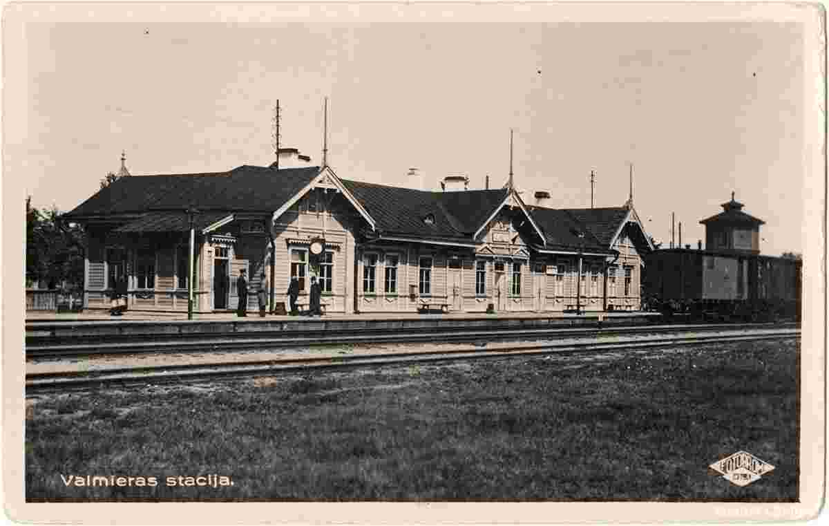 Valmiera. Railway station, 1930s