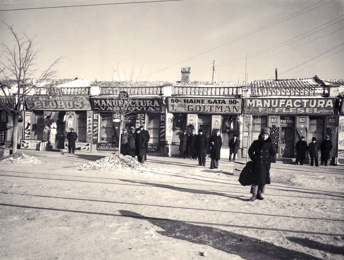 Chisinau (Kishinev). Shops on the main street, circa 1940