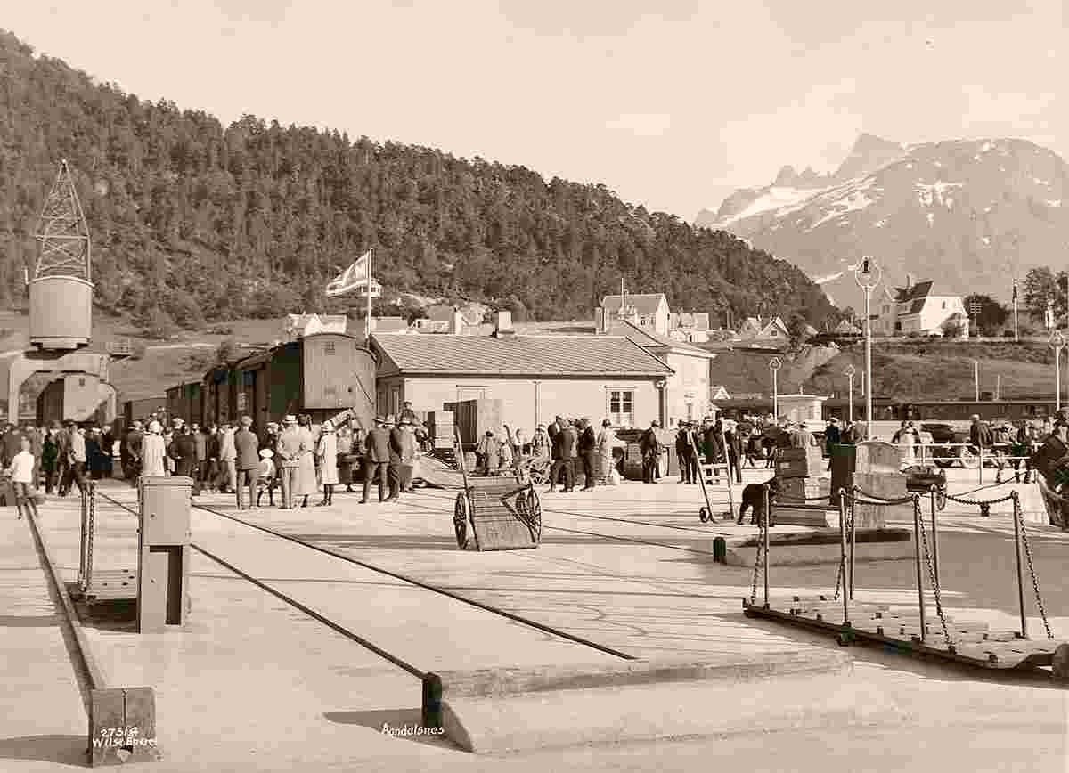 Åndalsnes. Pier, 1925