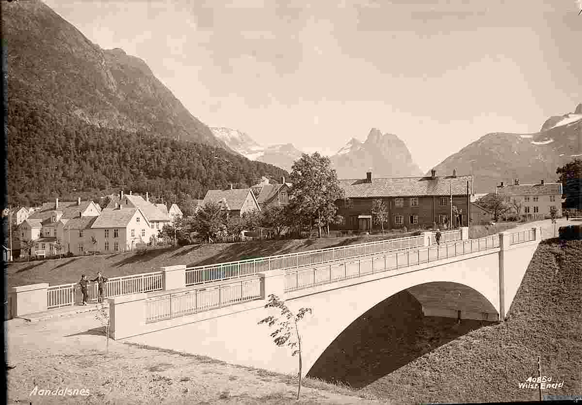 Åndalsnes. Town Bridge, 1934