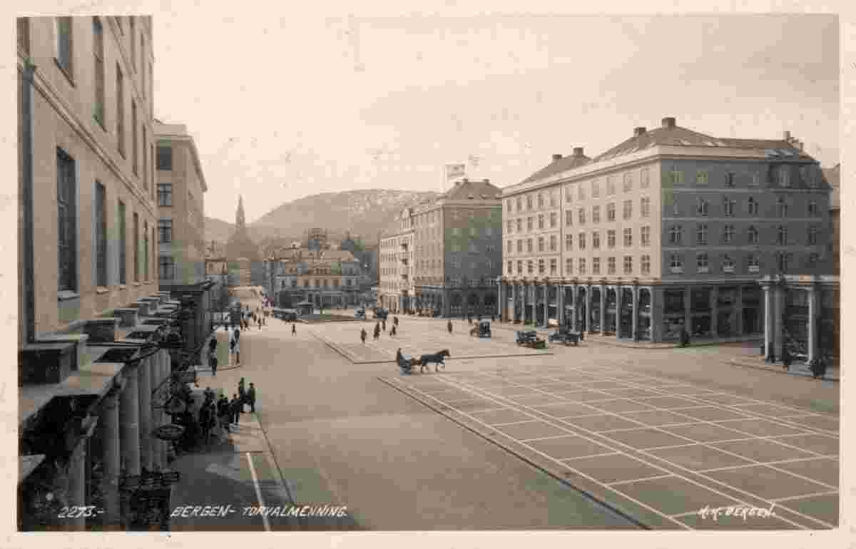Bergen. Torgallmenningen - Main square of city, 1932