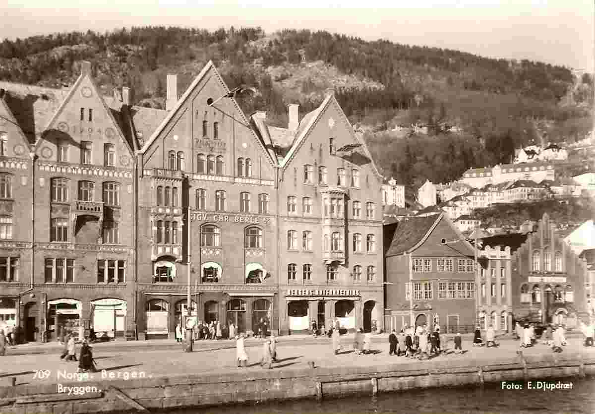 Bergen. Tyske Bryggen - 'German pier', a complex of commercial buildings