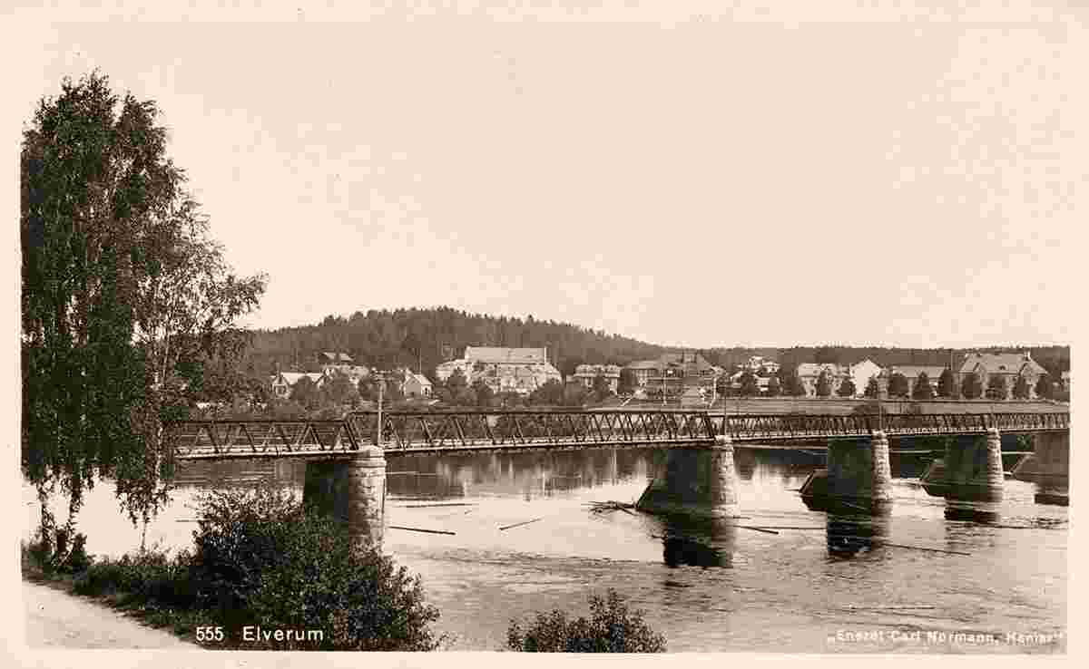 Elverum. Old bridge over Glomma, between 1918 and 1923