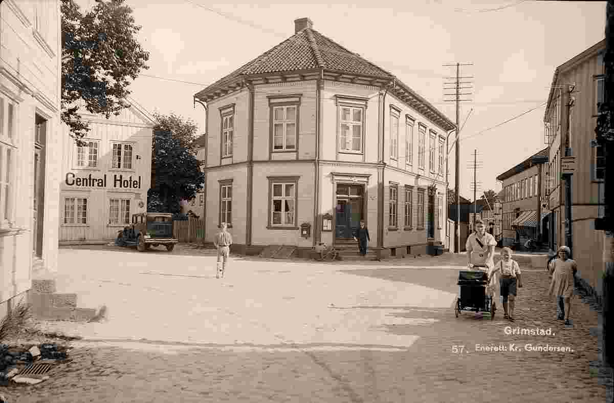 Grimstad. Hotel 'Central', between 1900 and 1950