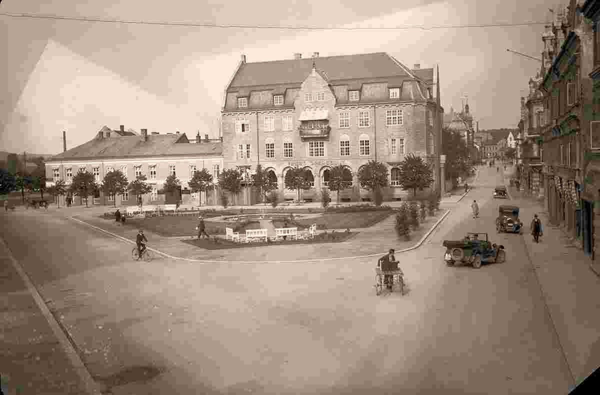 Hamar. Vangs savings bank, park square, between 1900 and 1950