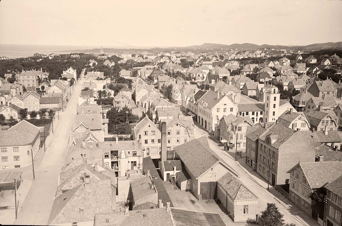 Haugesund. Panorama of city street, between 1900 and 1950