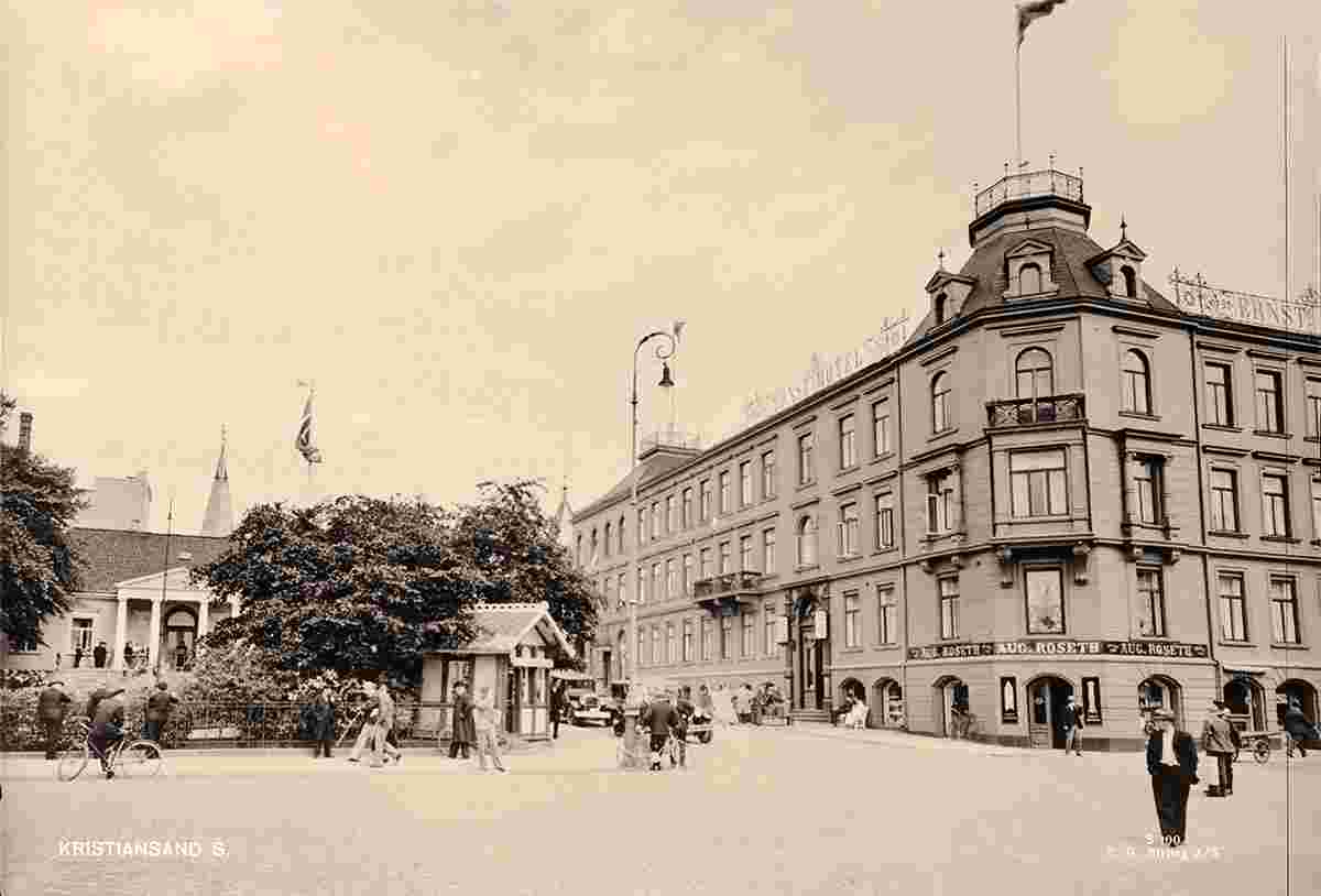 Kristiansand. Panorama of the city square and stock exchange, between 1900 and 1950