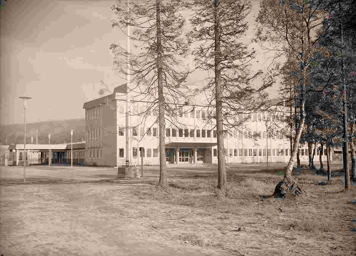 Mo i Rana. Administration of Iron plant, 1957