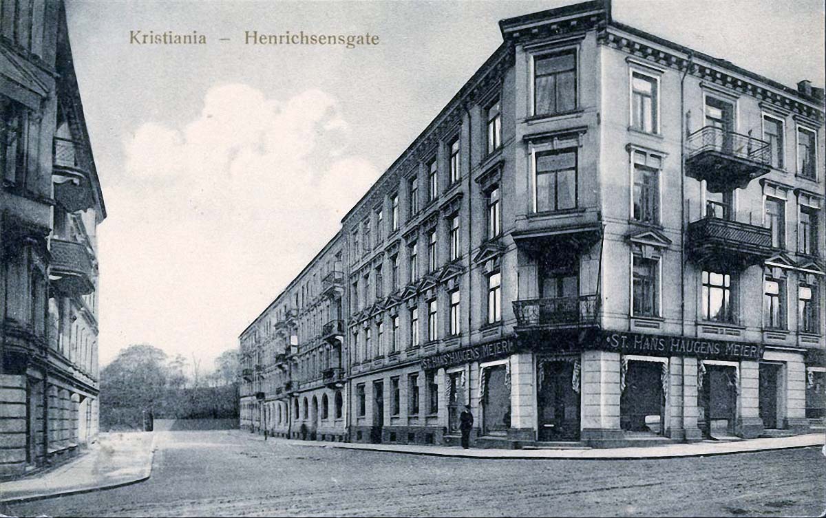 Oslo (Kristiania, Christiania). St Hans Haugen dairy store on Henrichsens street, 1915