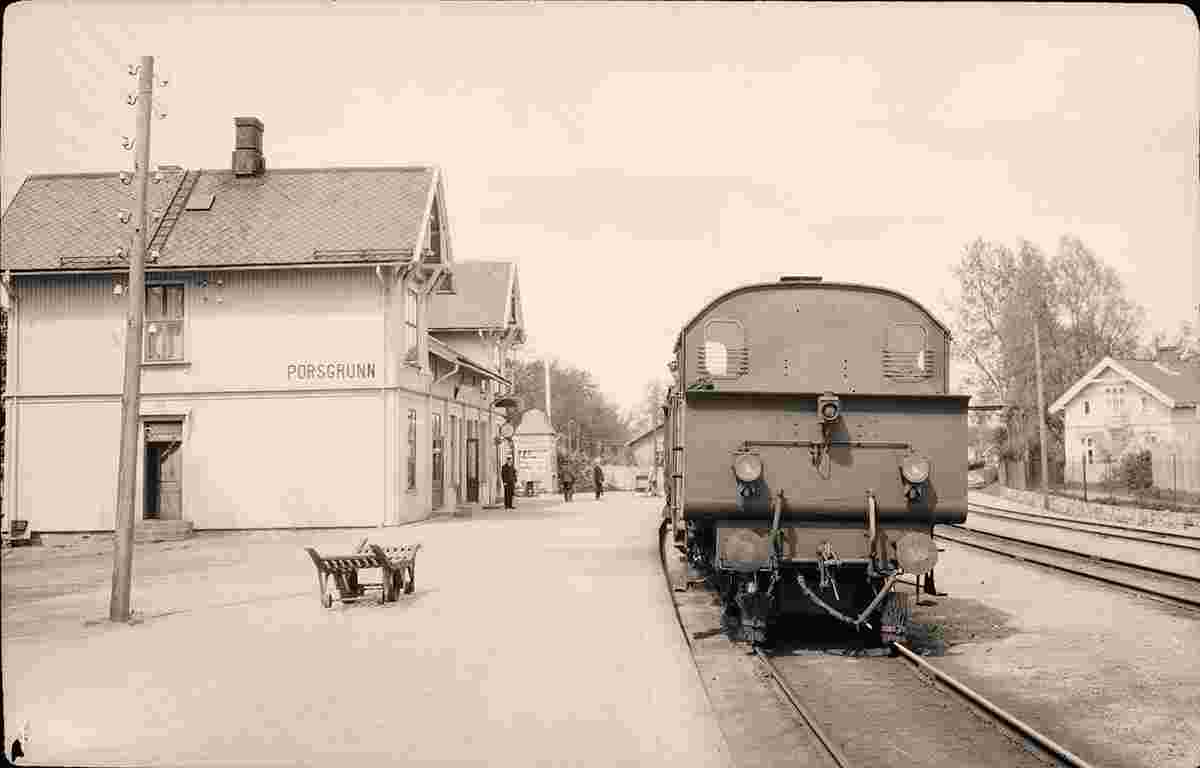 Porsgrunn. Railway Station, between 1900 and 1950