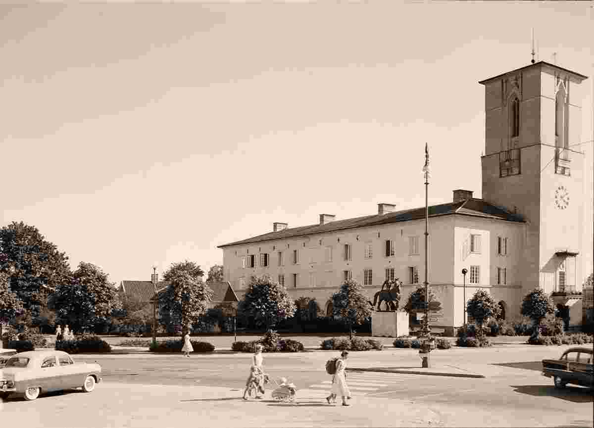 Sandvika. Panorama of Square and City Hall, 1956