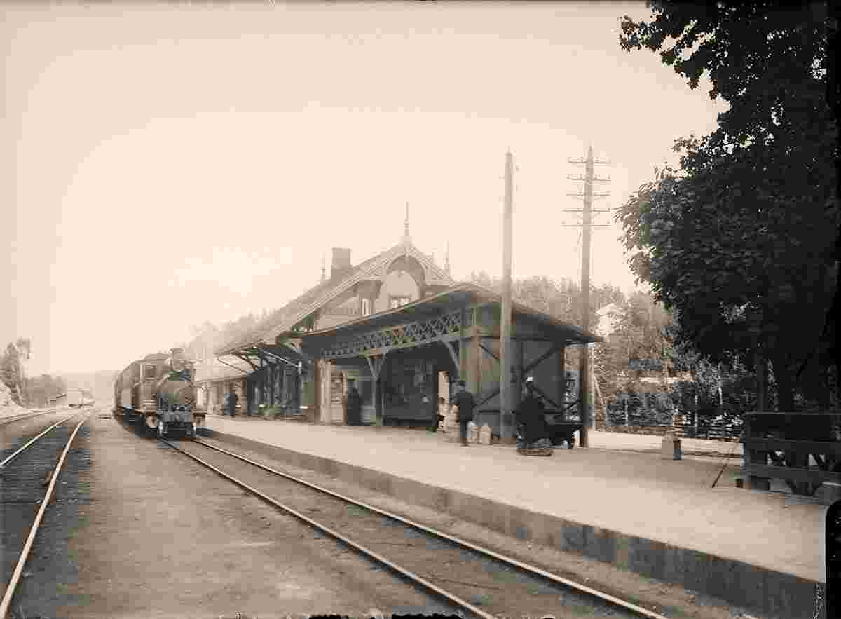 Sandvika. Railway station, between 1907 and 1919