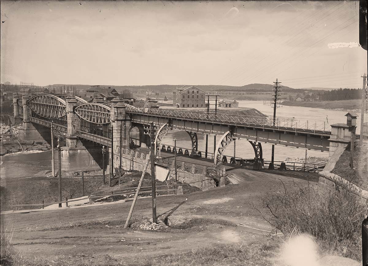 Sarpsborg. Auto and railway bridge, between 1900 and 1925