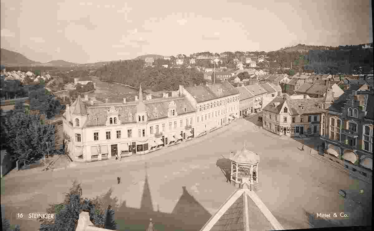 Steinkjer. Panorama of square with pavilion, 1946