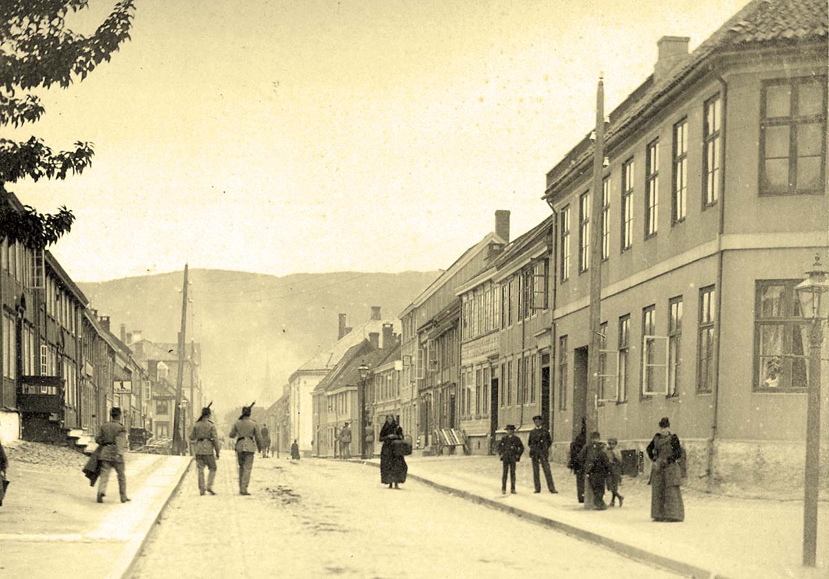 Trondheim. Erling Skakkes gate, 1893