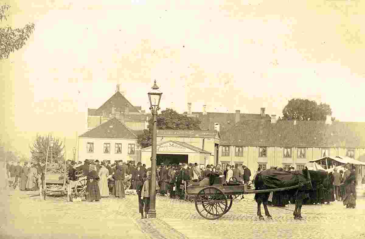 Trondheim. Market Square, 1893