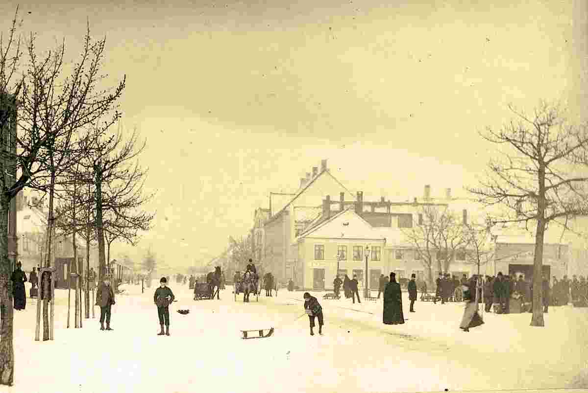 Trondheim. Square on Munkegata, 1893