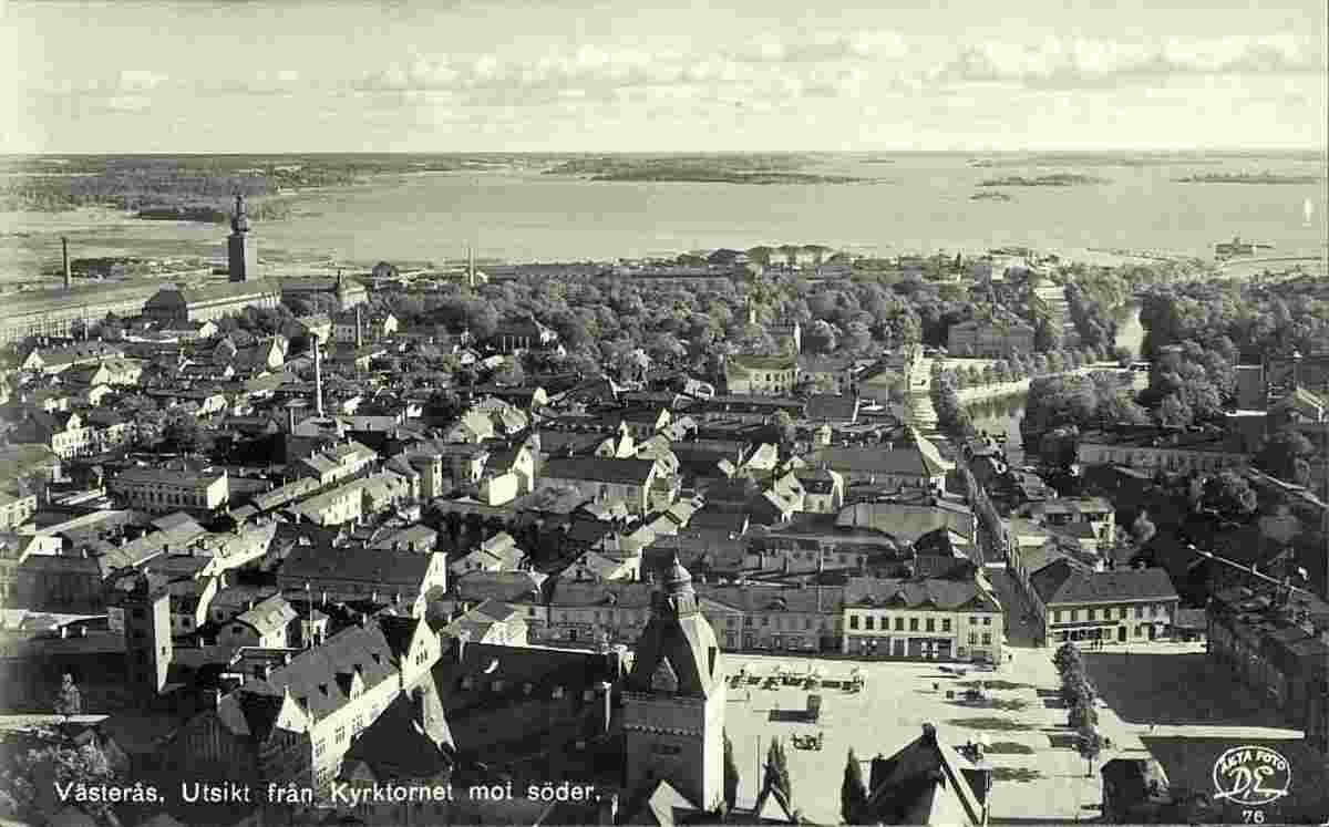 Västerås. Utsikt från Kyrktornet mot söder