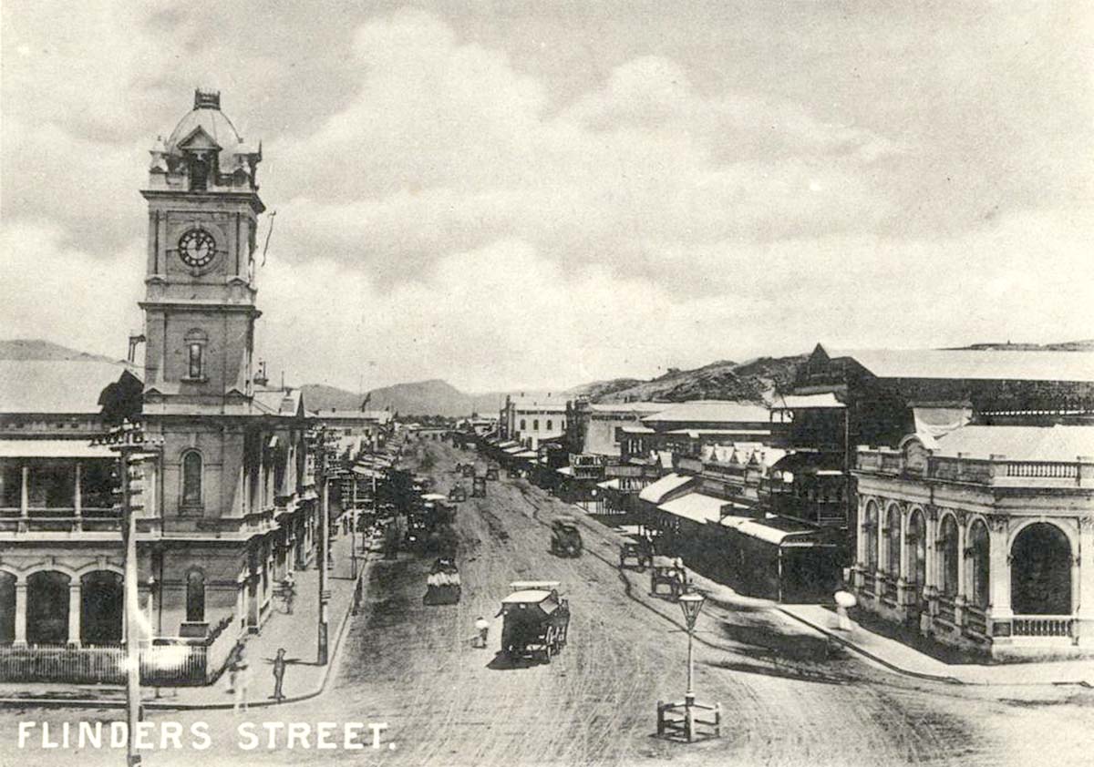 Townsville. View of Flinders Street featuring the clock tower