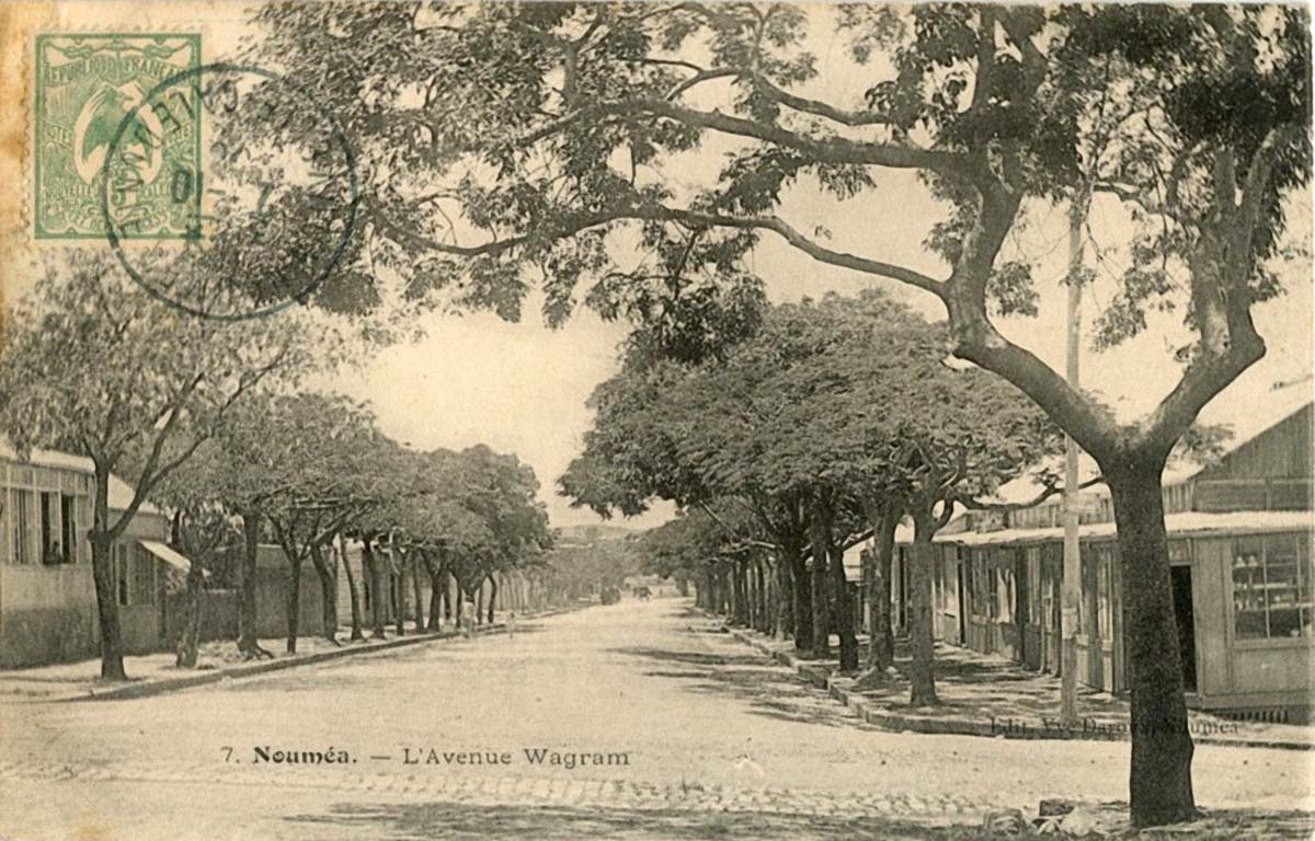 Nouméa. L'Avenue Wagram