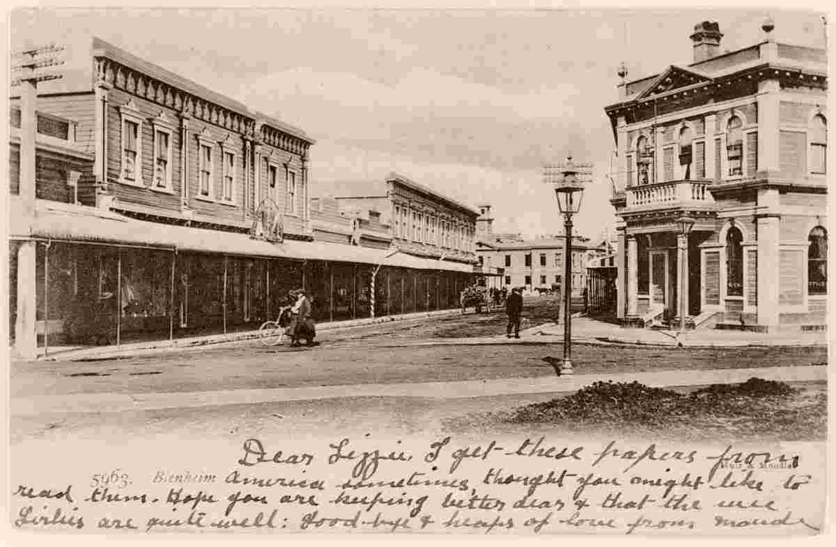 Blenheim. Panorama of city street, between 1904 and 1915