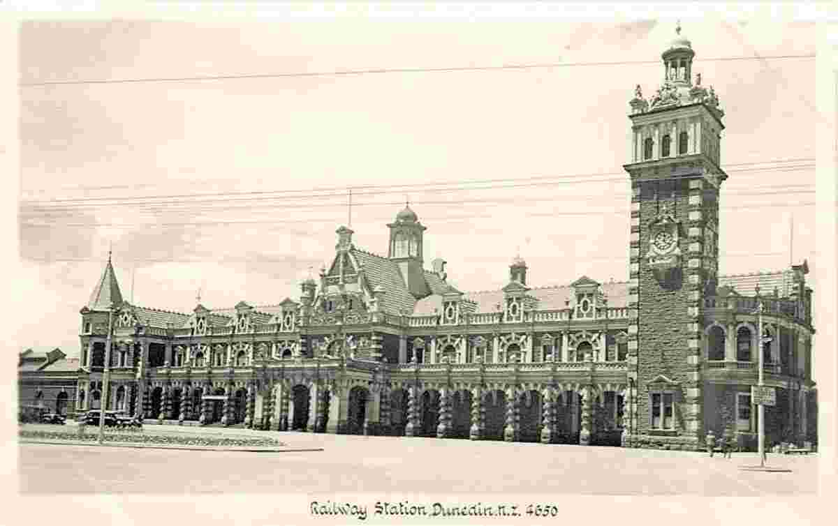 Dunedin. Railway Station