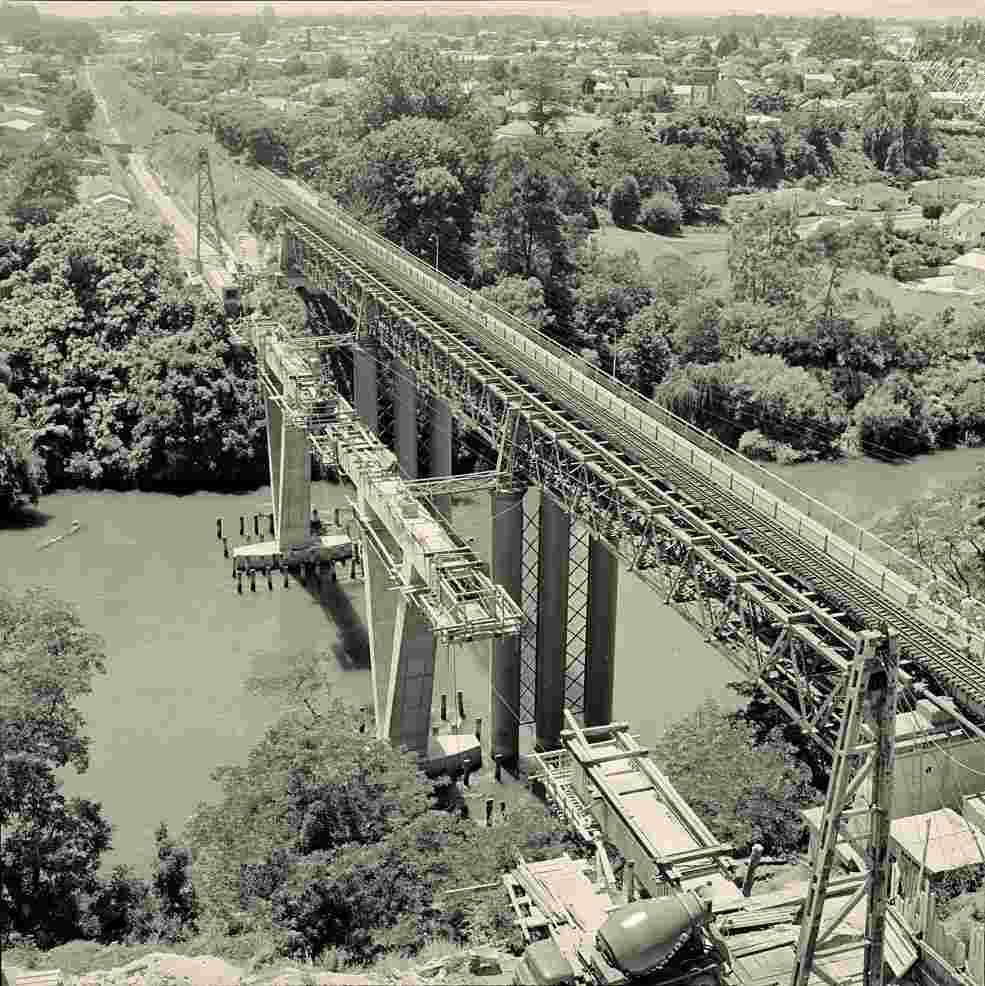Hamilton. Construction of Railway Bridge, 1963