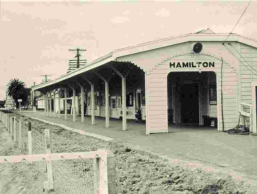 Hamilton. Railway Station, circa 1965