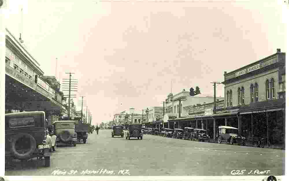Hamilton. Victoria Street, south from Ward Street, 1926