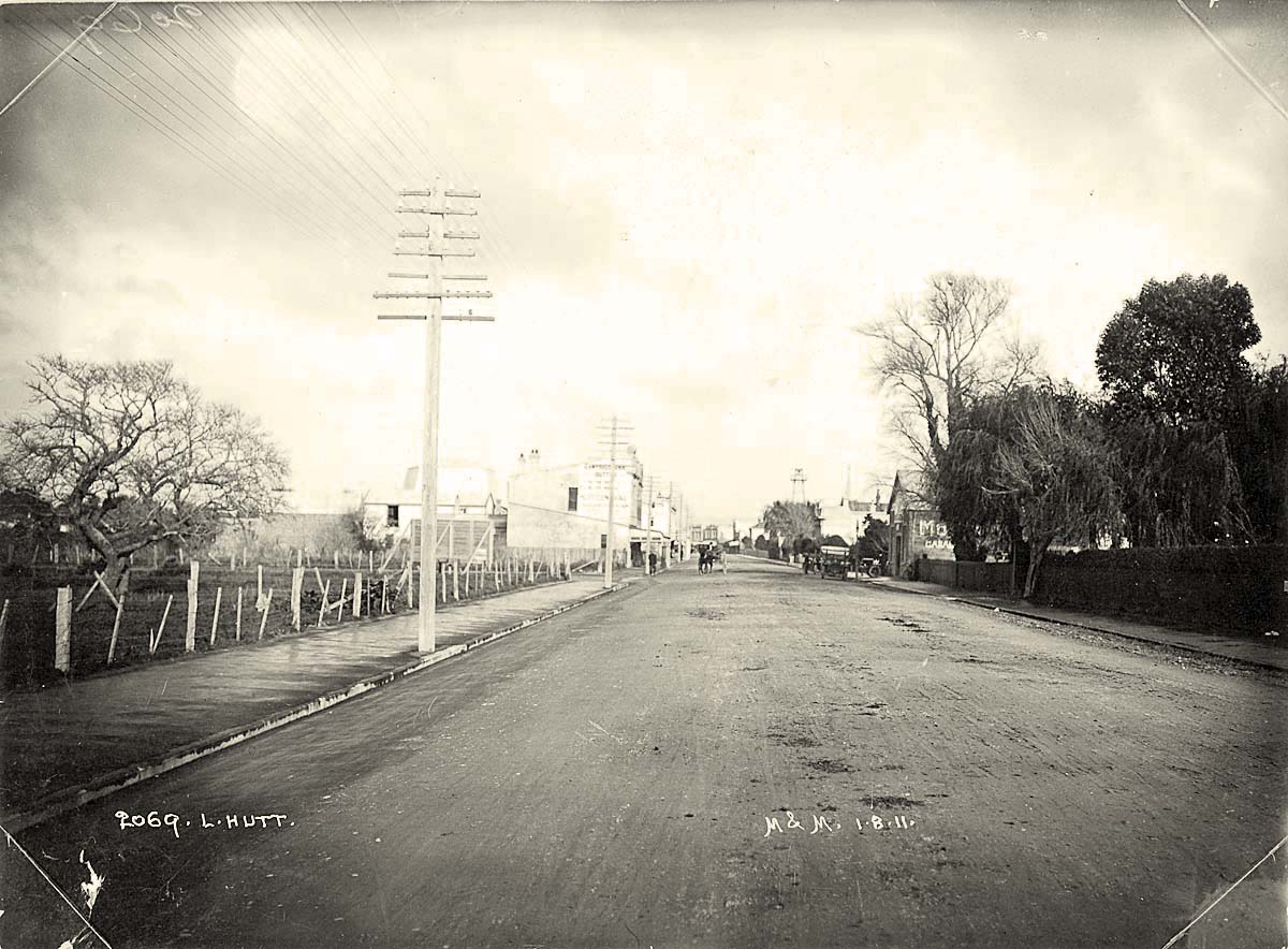 Lower Hutt. High Street, circa 1911