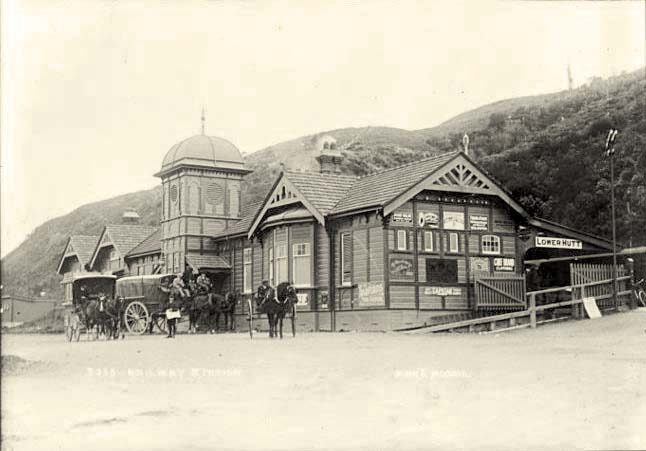 Lower Hutt. Railway station, circa 1900