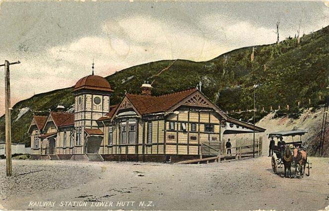 Lower Hutt. Railway station, circa 1910