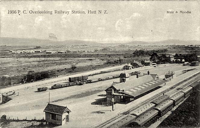 Lower Hutt. Railway Station and yards, between 1898 and 1916