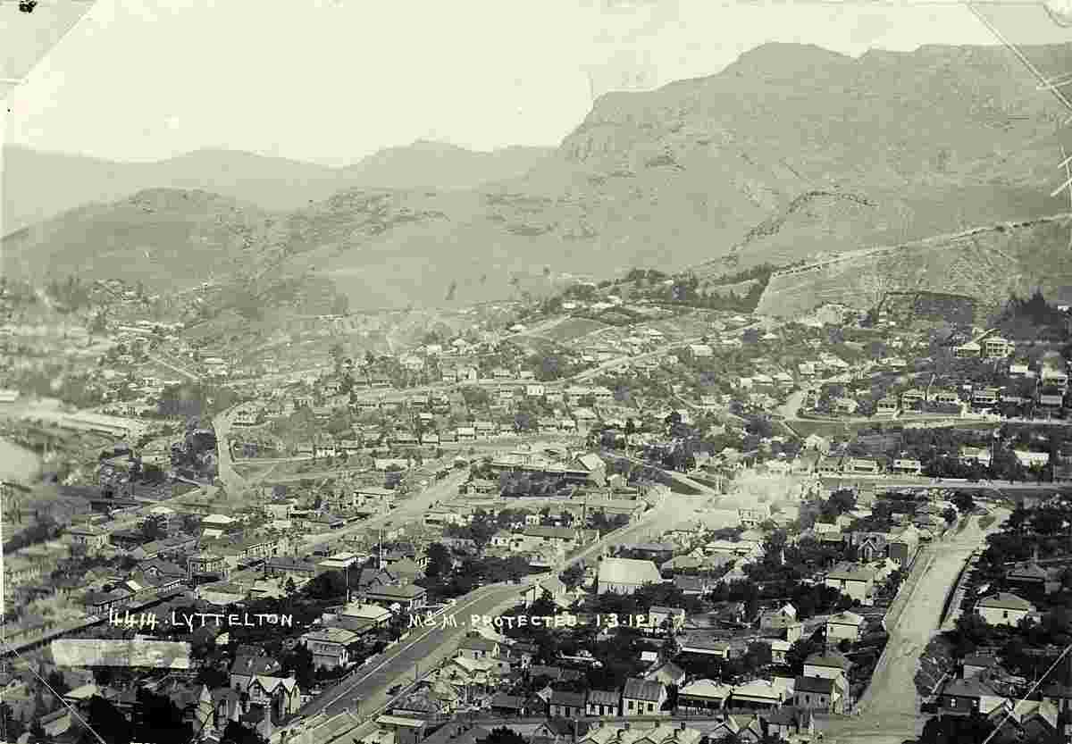 Lyttelton. Panorama of the City, 1912