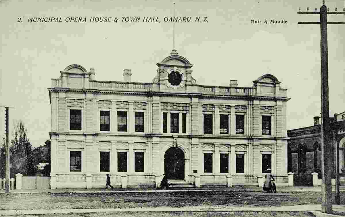 Oamaru. Municipal Opera House and Town Hall, circa 1910