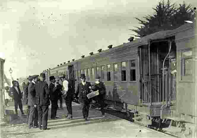Paraparaumu. Railway Station, circa 1900's