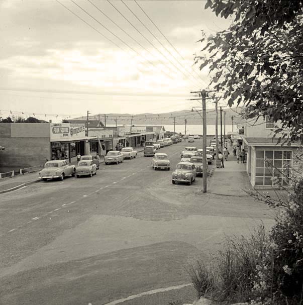 Shops Paraparaumu Beach, 30 Dec 1957