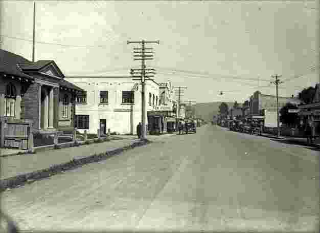 Upper Hutt. Main Street, circa 1920's