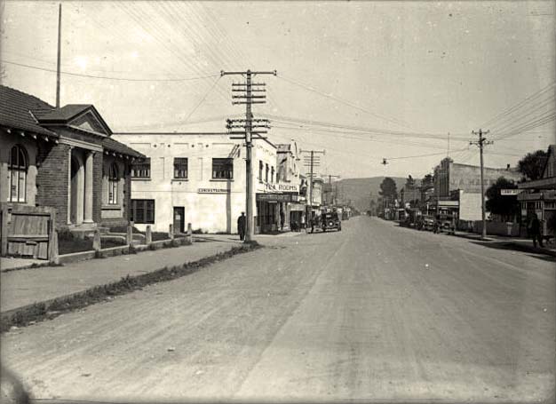 Upper Hutt. Main Street, circa 1920's
